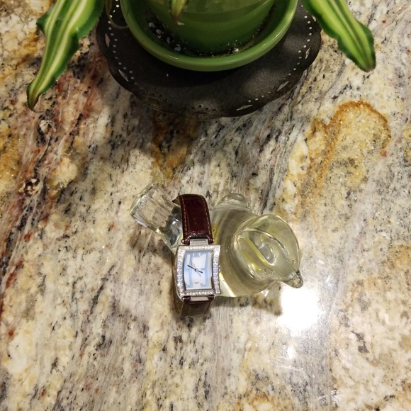 Watch - Picture 2 of 5